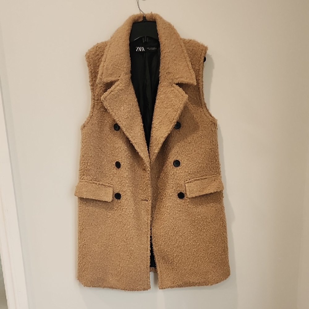 Zara Camel Sleeveless Fuzzy Vest